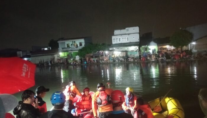 BPBD Kota Bekasi Berhasil Temukan Pria Tewas Tenggelam di Danau Taman Tirta Kota Baru Bekasi.