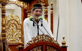 Al-Qur’an Penolong atau Penuntut? Pilihan Ada pada Kita