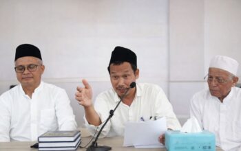 ais Syuriyah PBNU, KH Ahmad Bahauddin Nursalim (Gus Baha). (Foto: Ist)