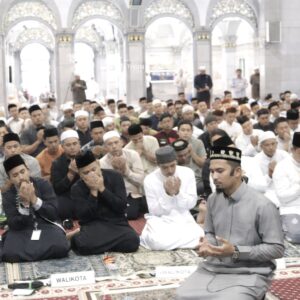Subuh Akbar Masjid Agung Cilegon Dipadati 1.500 Jemaah