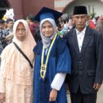 Putri Pengayuh Becak Tembus S2 ITB dalam 10 Bulan, Kini Raih Beasiswa S3 ke Korea
