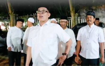 Sekda Purwakarta Hadiri Pelepasan Jamaah Umrah dan Milad ke-15 Ponpes Minnatul Huda